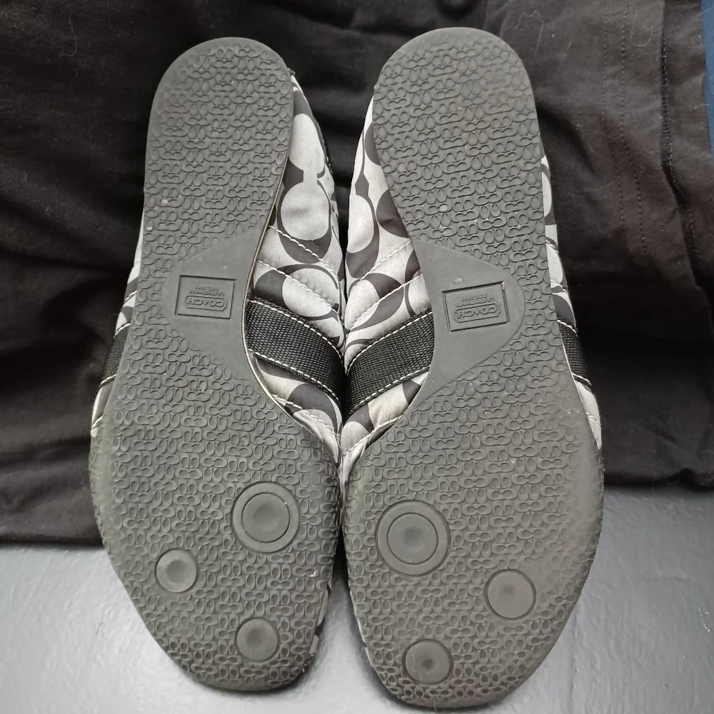 Coach Shoes - Picture 3 of 4